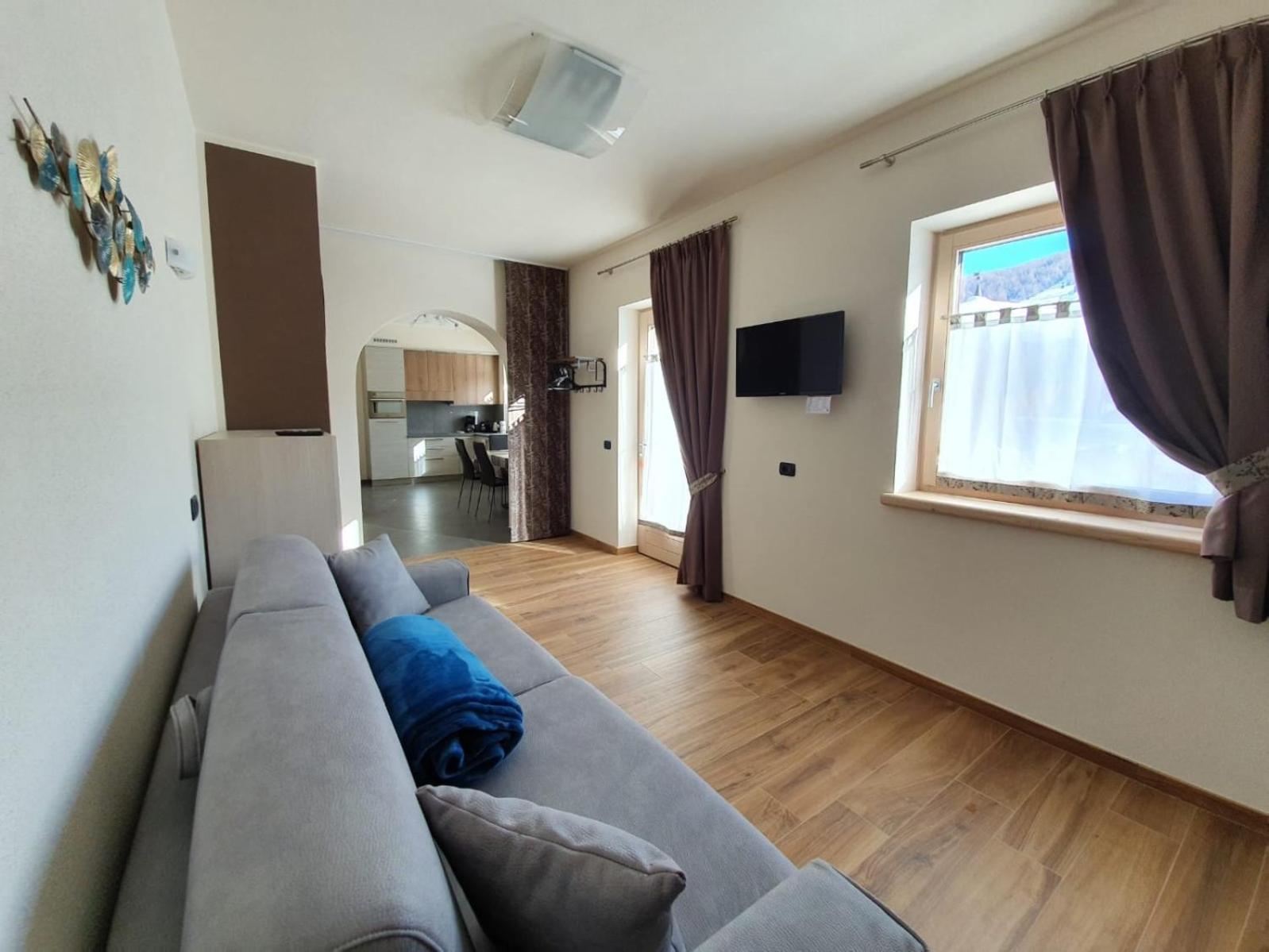 Al Camanel Apartment Livigno Exterior photo